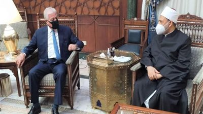 محافظ جنوب سيناء يصدق على تخصيص 30 فدانًا لـ إقامة فرع جامعة الأزهر