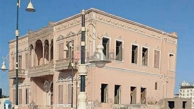 سور وحفائر.. ماذا تشهد منطقة قصر أندراوس باشا بالأقصر بعد هدمه؟