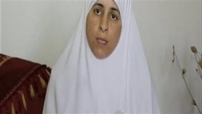 النيابة تتلو أمر إحالة ابنة خيرت الشاطر وآخرين بتهمة تمويل الإرهاب