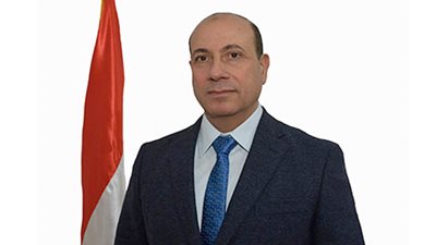  رئيس الجهاز المركزي للتعمير يودع العمل بوزارة الإسكان بعد بلوغه السن القانونية