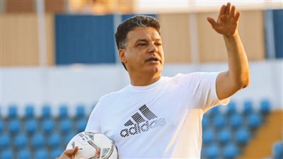 مهاجم سوبر ومكافأة الكونفدرالية.. نكشف كواليس اجتماع إيهاب جلال ومسؤولو بيراميدز | خاص