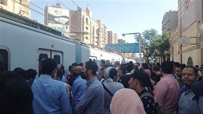 بعد تعطل المترو.. الدفع بـ 15 أتوبيسًا للعمل بين محطتي مصر القديمة وحلوان