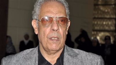 دعوات من مُحبي نبيل الحلفاوي لزوجته بعد إعلانه مرضها