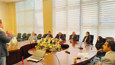 العاصمة الإدارية للتنمية العمرانية تستقبل وفدًا من التمثيل التجاري للتعريف بمشروعات الشركة │ صور