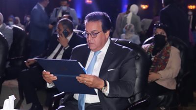 نائب وزير التعليم العالي: 2020 عام استثنائي بالجامعات بسبب كورونا