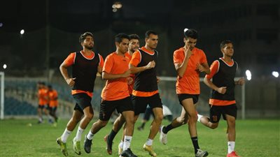 22 لاعبًا في قائمة فريق البنك الأهلي لمواجهة طلائع الجيش