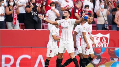 إشبيلية يضرب ليفانتي بخماسية في الدوري الإسباني