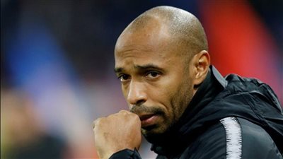 هنري يوجه نصيحة ذهبية لـ أرتيتا.. ويؤكد: ثلاثي ليفربول لا يُمكن إيقافه