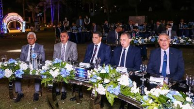 ميناء دمياط يفوز بجائزة الأفضل تجاريًا في تطبيق منظومة النقل متعدد الوسائط