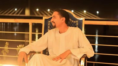 بعد وفاته بملابس العمل.. أقارب طبيب سوهاج: عمره ما اتأخر على حد تعبان