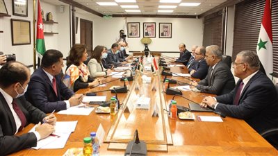 تزامنا مع فتح الحدود البرية.. الأردن وسوريا يبحثان تنشيط العلاقات الاقتصادية