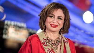 إلهام شاهين توجه رسالة لـ دنيا سمير غانم بعد تكريم والديها الراحلين في القومي للمسرح | صور