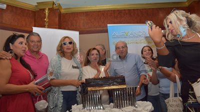 مهرجان الإسكندرية السينمائي يحتفل بعيد ميلاد علي بدرخان خلال ندوة تكريمه