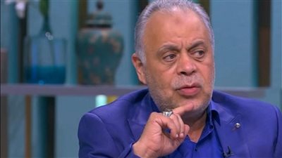  أشرف زكي: دلال عبد العزيز كانت تتفوق علّي في المجال الخدمي