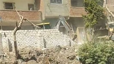 بعد تكليفات السيسي.. مديرية أمن بني سويف تشن حملة إزالات مكبرة للتعدي على أملاك الري بالمحافظة