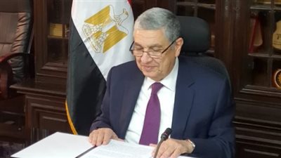 وزير الكهرباء يفتتح مركز التحكم الآلي لـ شبكة كهرباء القاهرة الجديدة