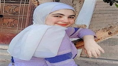 وجه السيسي بعلاجها.. صلاة الجنازة على الطالبة منة الله هشام بأسيوط