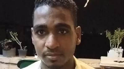 موهبة لا تصدق.. شاب أقصري يُبدع في تقليد رؤوف خليف حفيظ دراجي والشوالي