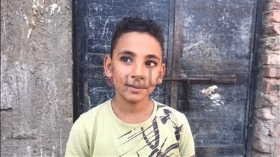 طفل يعثر على دانة من مخلفات الحرب في ترعة بكفر الشيخ