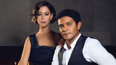 آسر ياسين يعلق على ترشيح منة شلبي لجائزة Emmy عن مسلسلهما معًا
