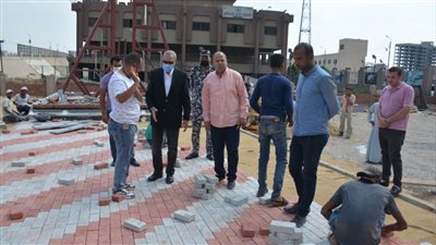 محافظ القليوبية يتفقد أعمال إنشاء النصب التذكاري للجندي المجهول ببنها 