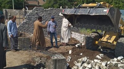 منذ بداية الموجة الـ 18.. إزالة 218 حالة تعدٍ على الأراضي الزراعية وأملاك الدولة بسوهاج