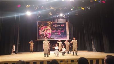 بالزيّ العسكري.. أطفال الأقصر يقدمون أوبريت احتفالا بذكرى انتصارات أكتوبر| فيديو وصور 