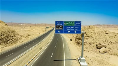 وزير النقل: الانتهاء من تنفيذ مشروع ازدواج طريق ساحل البحر الأحمر بتكلفة 1.7 مليار جنيه