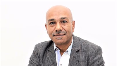 حركة الشعر العالمية تختار الشاعر علي العامري منسقًا لها في الأردن