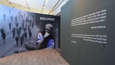الجونة السينمائي يفتتح معرض كريستوف كيشلوفسكي تزامنًا مع ذكرى وفاته