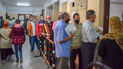 إقبال كبير على التطعيم بمركز لقاح كورونا بـ صحة الشرقية 