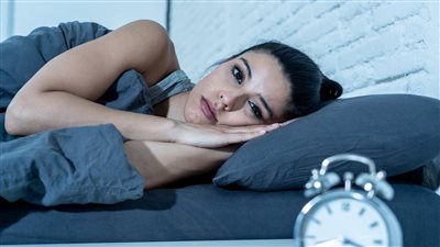 أسباب الأرق وعلاجه عند النساء والرجال الأطفال وأعراضه