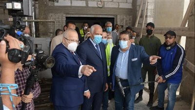 الخشت: افتتاح المرحلة الأولى من مستشفى ثابت ثابت في نوفمبر.. و3 صروح طبية جديدة بالجامعة