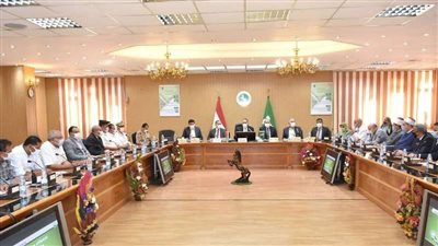 محافظ الشرقية يوضح آلية التعامل مع شكاوى المواطنين