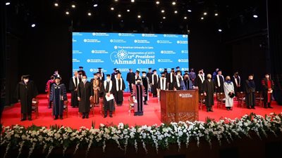 التعليم العالي تشيد بتطعيم الجامعة الأمريكية لـ90% من أعضائها بلقاح كورونا