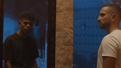 عفروتو يطلق فيديو كليب لأغنية فيلم فرق خبرة