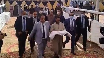 بعد 3 سنوات.. القودة تنهي خصومة ثأرية بين عائلتين بالحر الأحمر