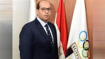 ياسر إدريس رئيسا لاتحاد السباحة بالتزكية