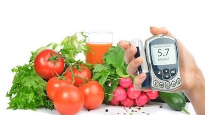 أفضل 6 فواكه للتحكم في قياس سكر الدم بالجسم