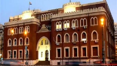 بأسعار رمزية.. جامعة الإسكندرية تنظم معرض ملابس للطلاب بالتعاون مع 