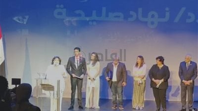 سهير المرشدي بعد تكريمها من أكاديمية الفنون: كان نفسي ألبس فستان وبنتي وحفيدتي يكونوا معايا