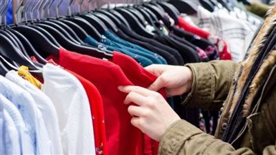 رغم ارتفاع درجات الحرارة.. الأرصاد تنصح المواطنين باستمرار ارتداء الملابس الشتوية