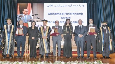 بعد تميزه علميًا.. أستاذ بالقومي للبحوث: جائزة محمد فريد خميس قيمة ماديًا ومعنويًا