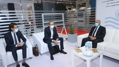  وزير النقل يلتقي رئيس شركة ألستوم العالمية لبحث تدعيم التعاون المشترك 