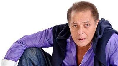 صديق الراحل محمود عبد العزيز: كان بيعمل خير كثير عشان يراضي الغلابة