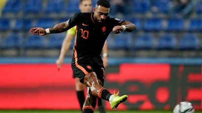 ديباي يرفض الرحيل عن برشلونة
