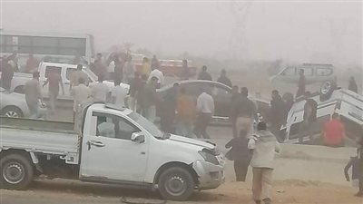 بسبب الشبورة.. إصابة 6 أشخاص في تصادم سيارة وتوك توك بالشرقية
