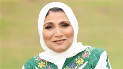 فاطمة عيد تكشف موعد طرح كليب إضحك وسيبها على الله