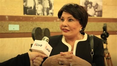 فردوس عبد الحميد: بعض المنصات الإلكترونية مخلة.. والمعترضون على المومس الفاضلة لم يقرأوا محتواها 
