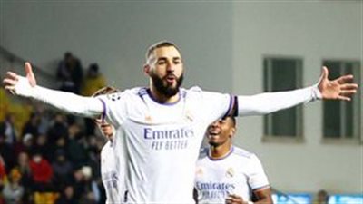 10 أهداف تفصل بنزيما عن إنجاز تاريخي مع ريال مدريد